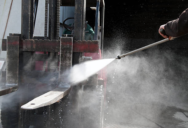 Best Roof Pressure Washing  in Brentwood, MD